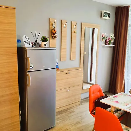 Apartament студио стайл - соренто соле маре